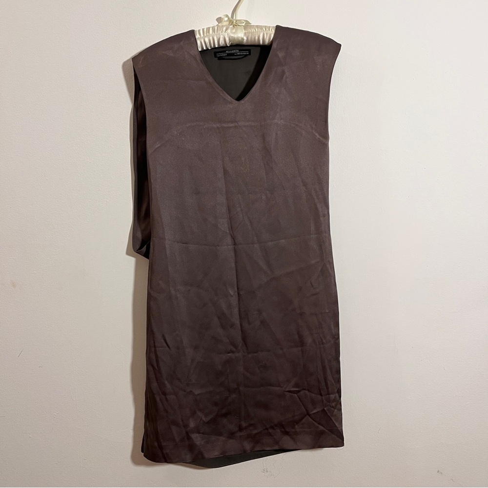 Brown Sleeveless V-Neck Dress
